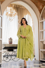 Women’s Green Embroidered Kurta Set with Floral Dupatta