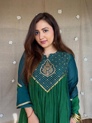 Women's Emerald Green Embroidered Anarkali Kurta Set with Dupatta