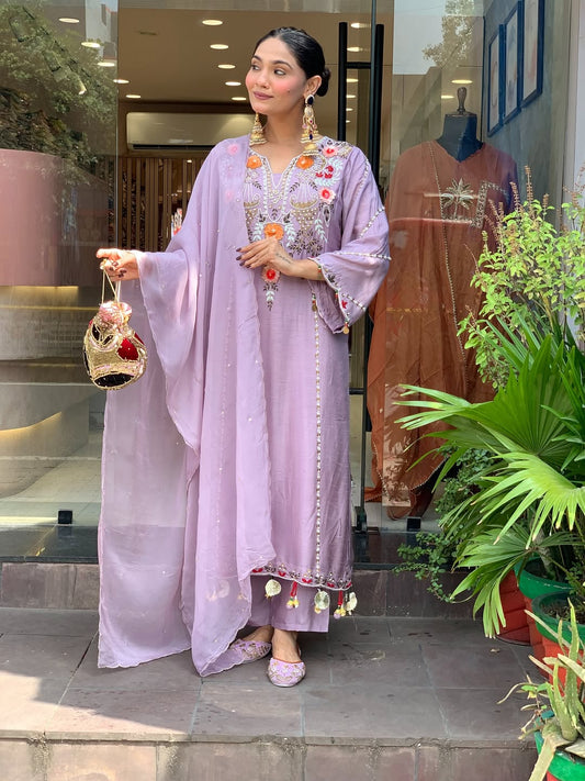 Elegant Lavender Cotton Embroidered Kurta Set with Dupatta