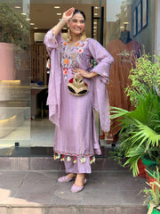 Elegant Lavender Cotton Embroidered Kurta Set with Dupatta