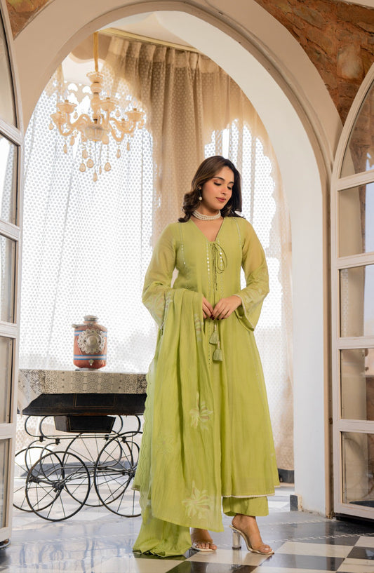 Women’s Green Embroidered Kurta Set with Floral Dupatta
